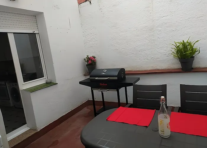 Amplio Apartamento Con Dos Patios